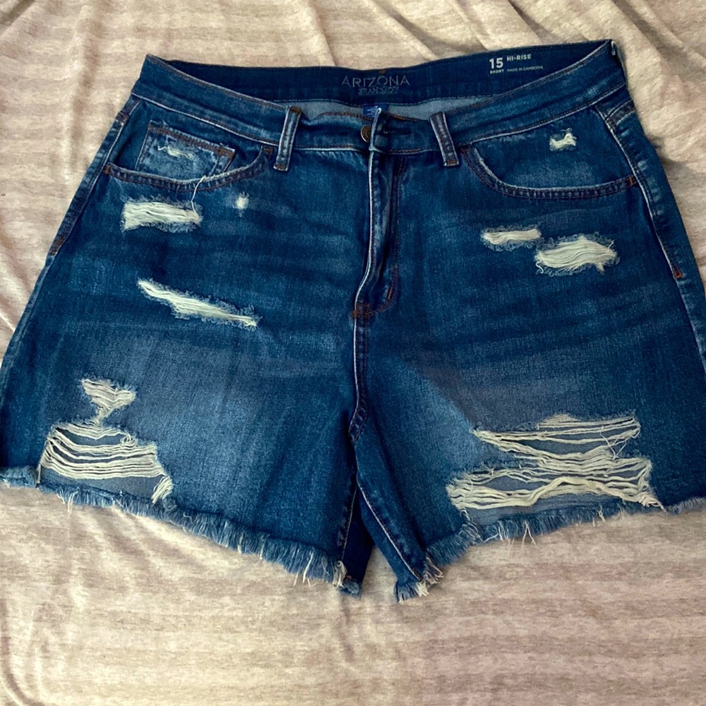Arizona high rise distressed shorts size 15